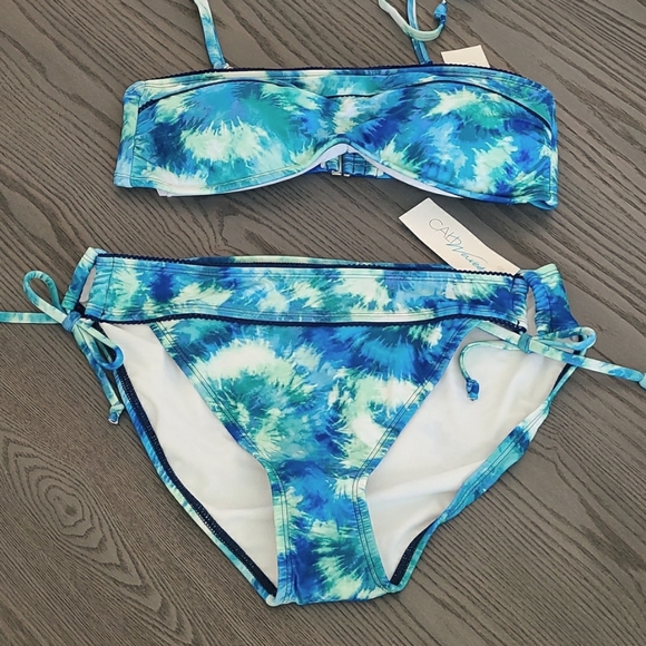 California Waves Other - California Waves 2 Pc Swimsuit. Sz Large.  Tie Dye Blue & Green
